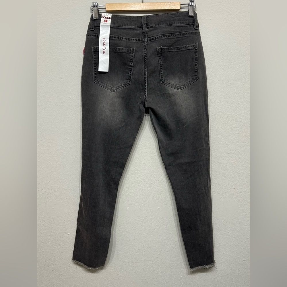 Bongo Crop Skinny Jeans Gray Distressed Ripped Knee Frayed Hem Size‎ 5 NEW